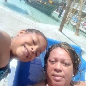 Meet your Posher, Tonya